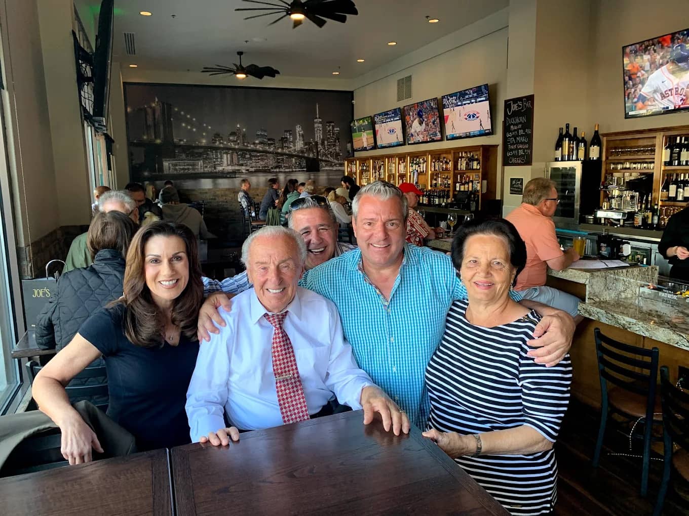 Joe's Italian Restaurant & Bar - 25672 Crown Valley Pkwy ste g 1, Ladera Ranch, CA 92694