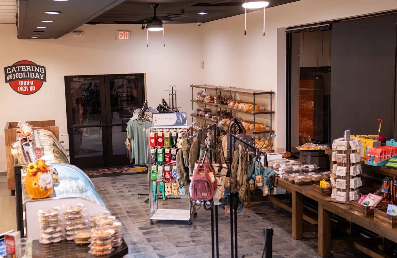 Chompie's Restaurant, Deli, and Bakery - 9301 E Shea Blvd, Scottsdale, AZ 85260