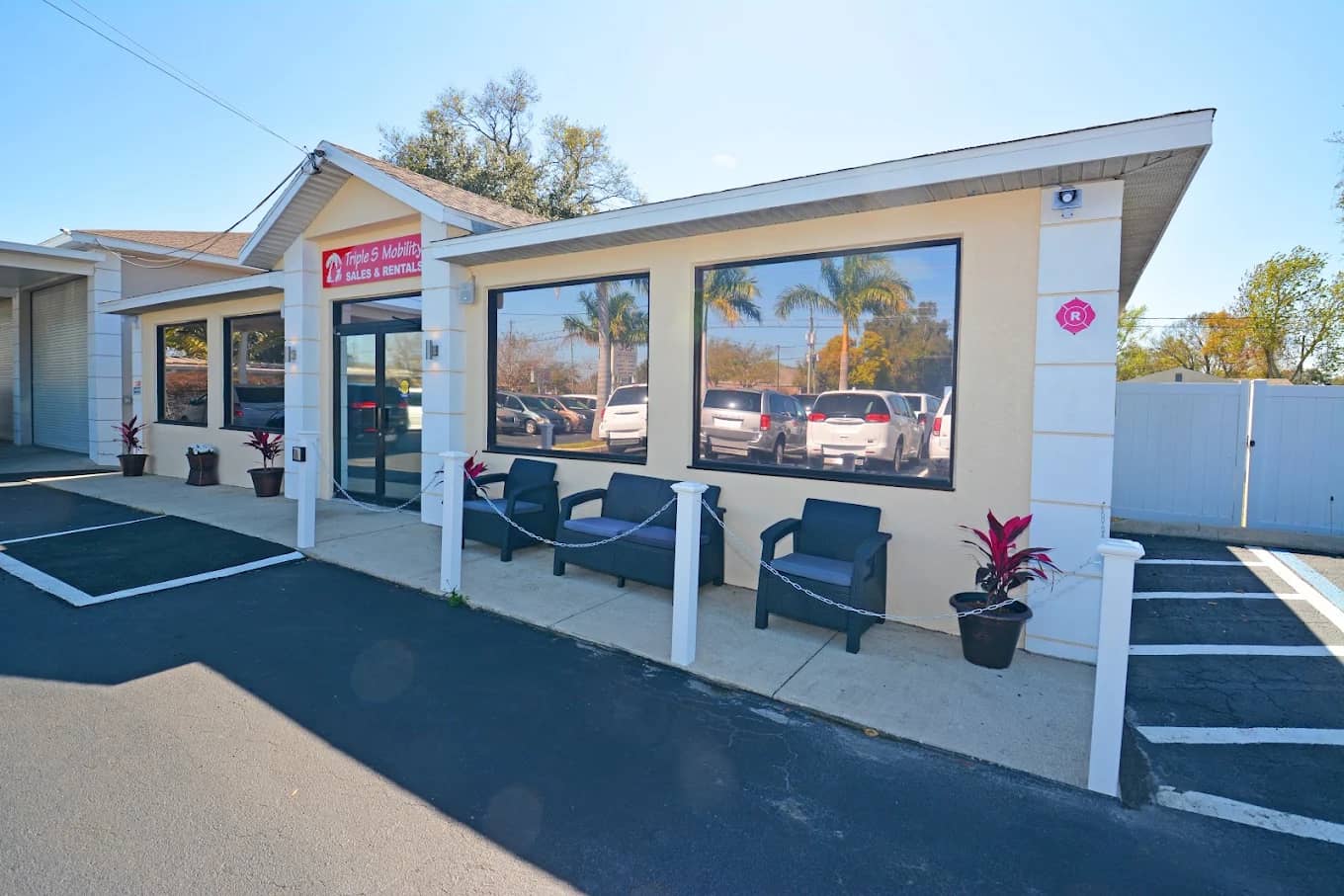 Triple S Mobility - 7498 Park Blvd, Pinellas Park, FL 33781